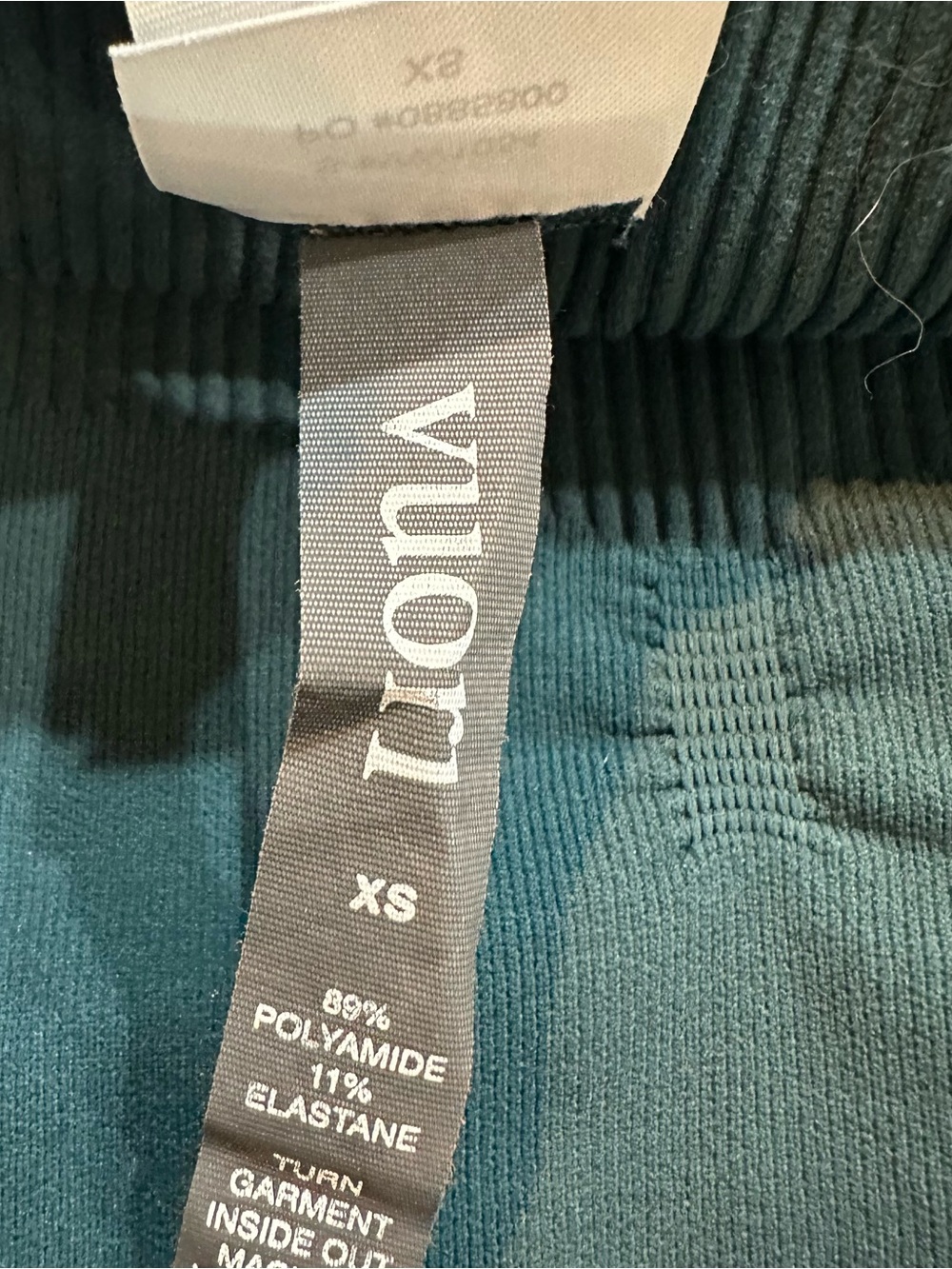 Vuori Simplicity Halter Ribbed Top in Beryl Size XS - Picture 8 of 10